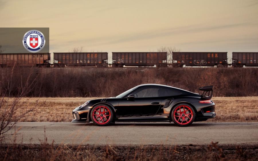 Porsche 911 GT3 RS on HRE Wheels (R101 Lightweight) (991) 2018 года  (фото 6 из 12)